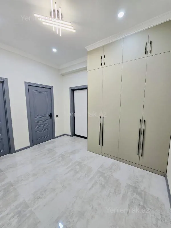 Satılır 2 otaqlı yeni tikili 84 m²