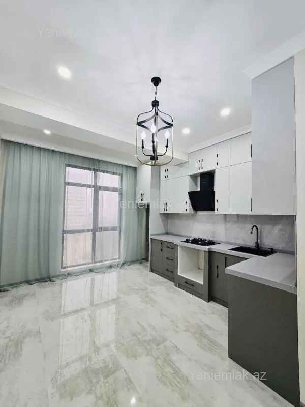 Satılır 2 otaqlı yeni tikili 84 m²