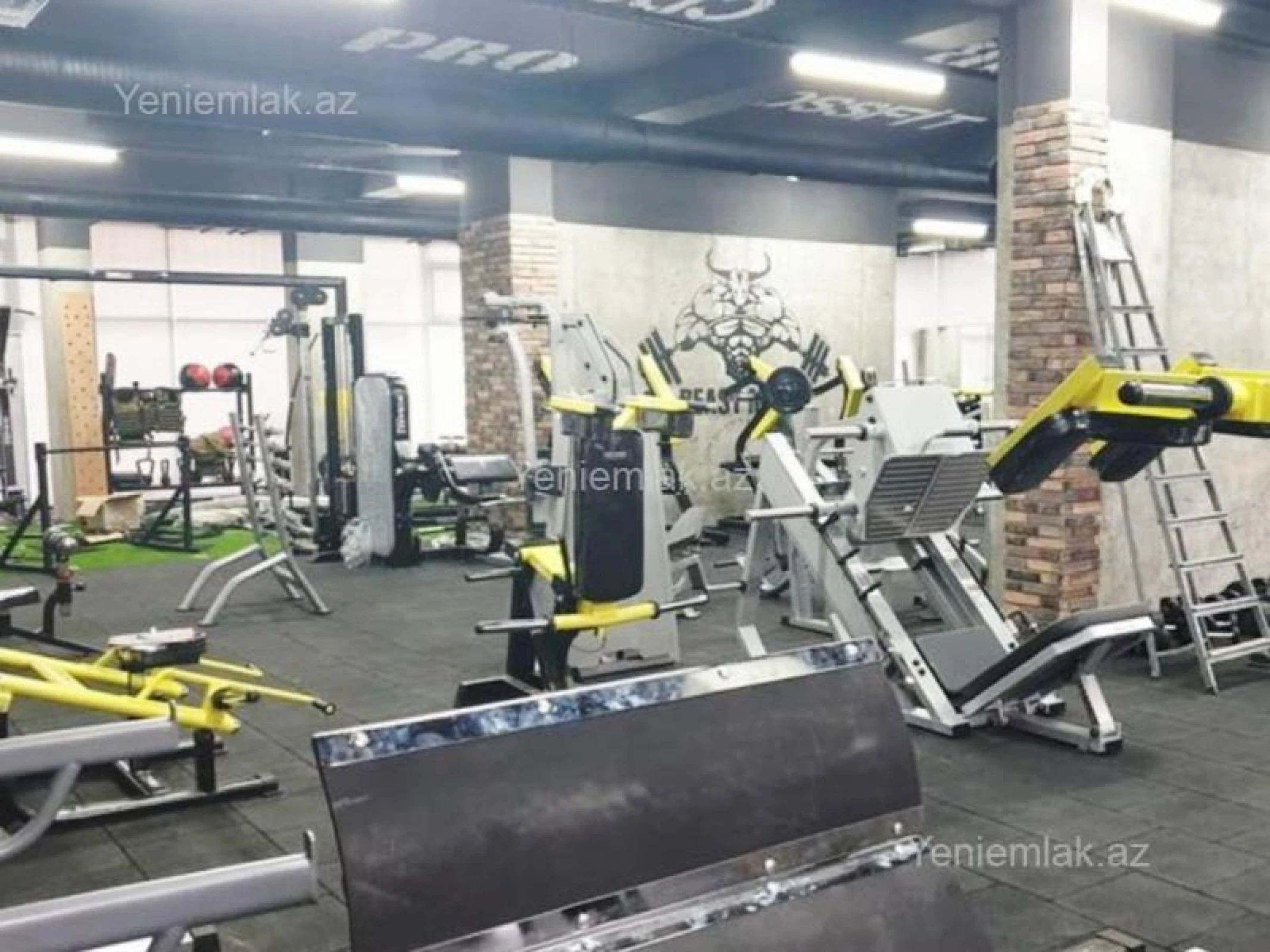 Satılır 1 otaqlı obyekt 500 m²