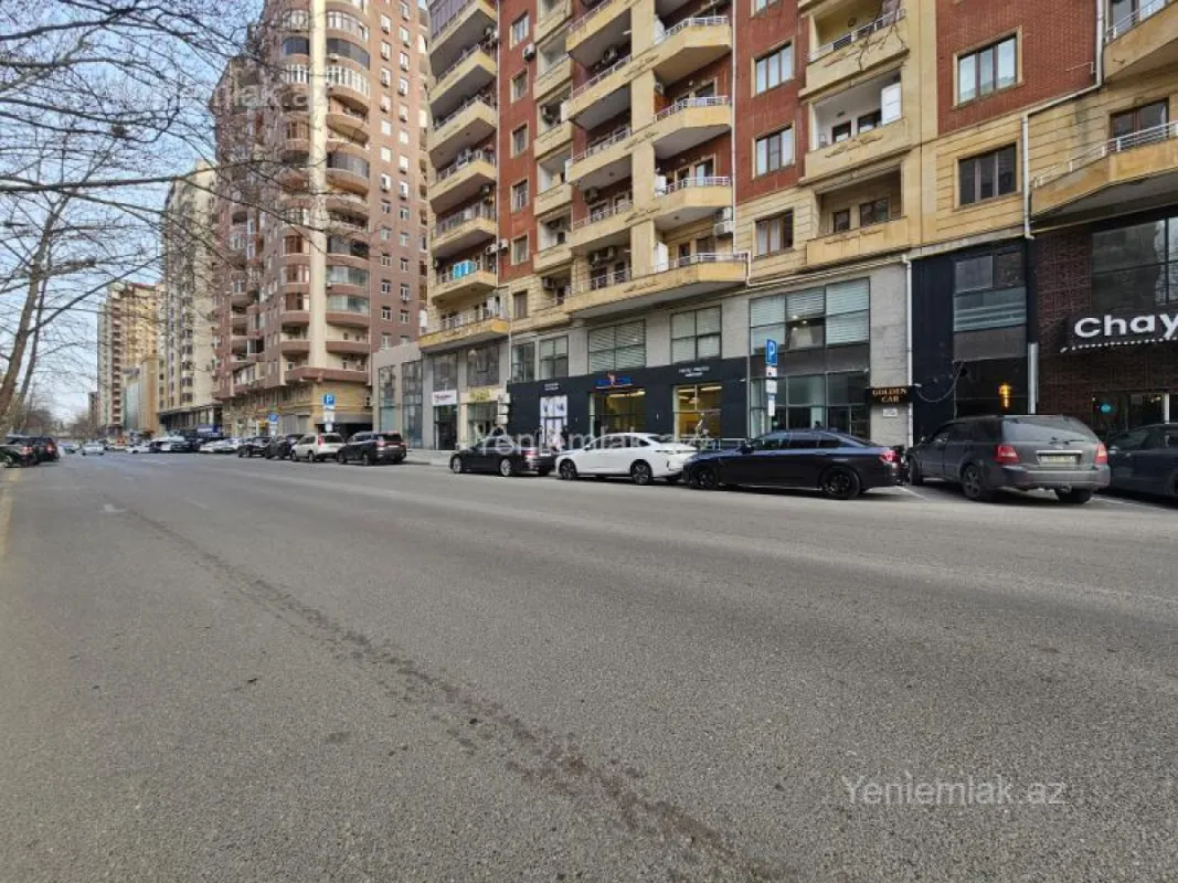 Satılır 1 otaqlı obyekt 500 m²