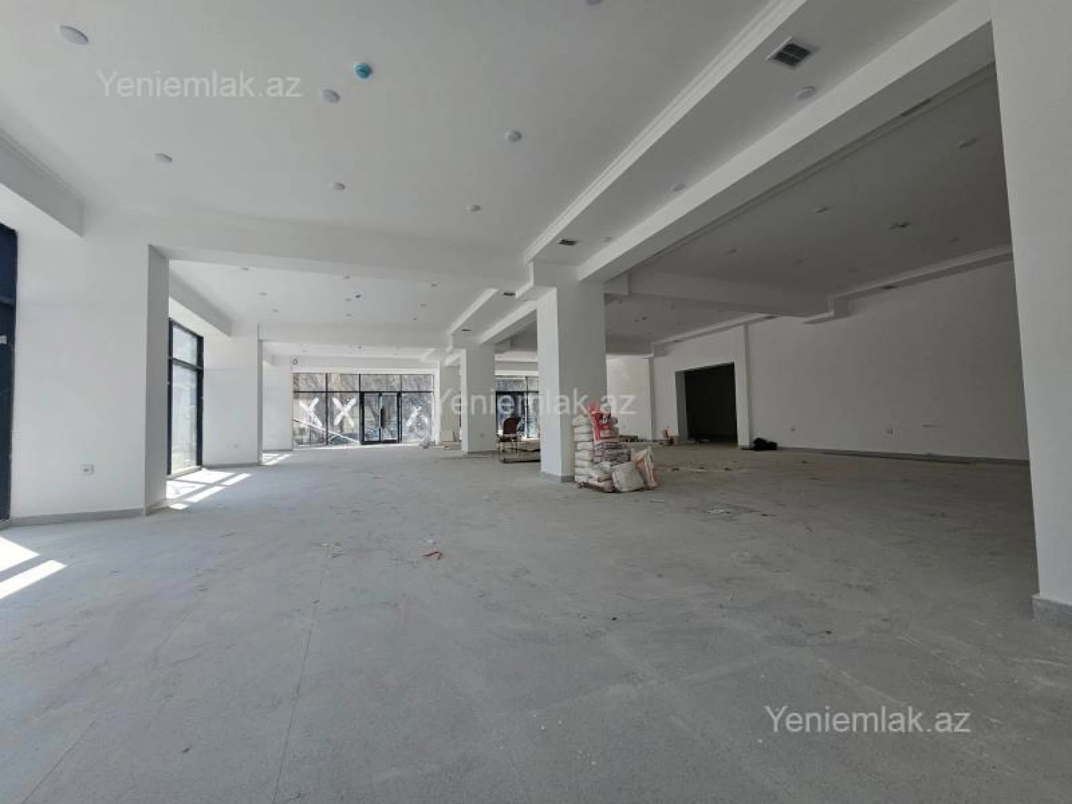 Satılır 1 otaqlı obyekt 500 m²
