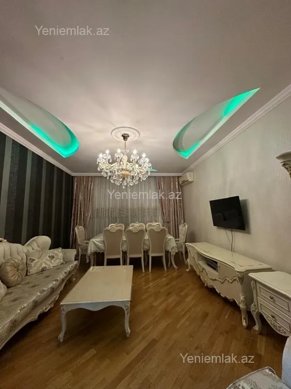 Satılır 3 otaqlı yeni tikili 90 m²
