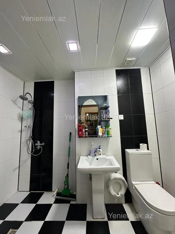 Satılır 3 otaqlı yeni tikili 90 m²