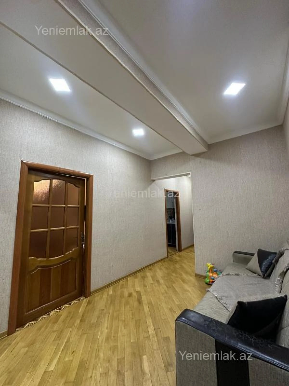 Satılır 3 otaqlı yeni tikili 90 m²