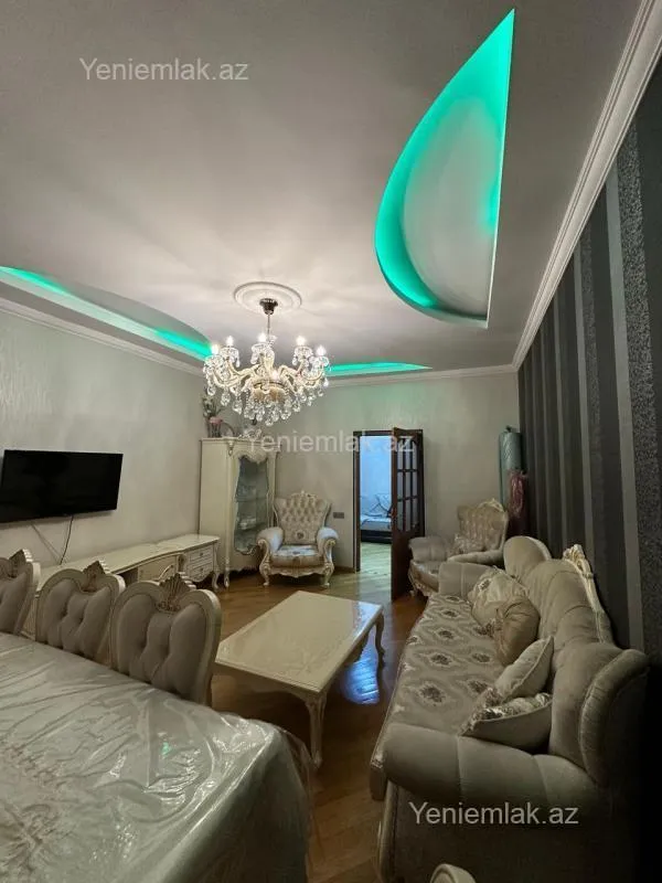 Satılır 3 otaqlı yeni tikili 90 m²
