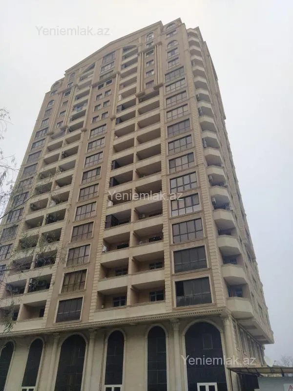 Satılır 3 otaqlı yeni tikili 150 m²