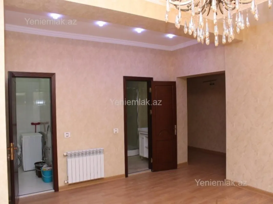 Satılır 4 otaqlı yeni tikili 220 m²