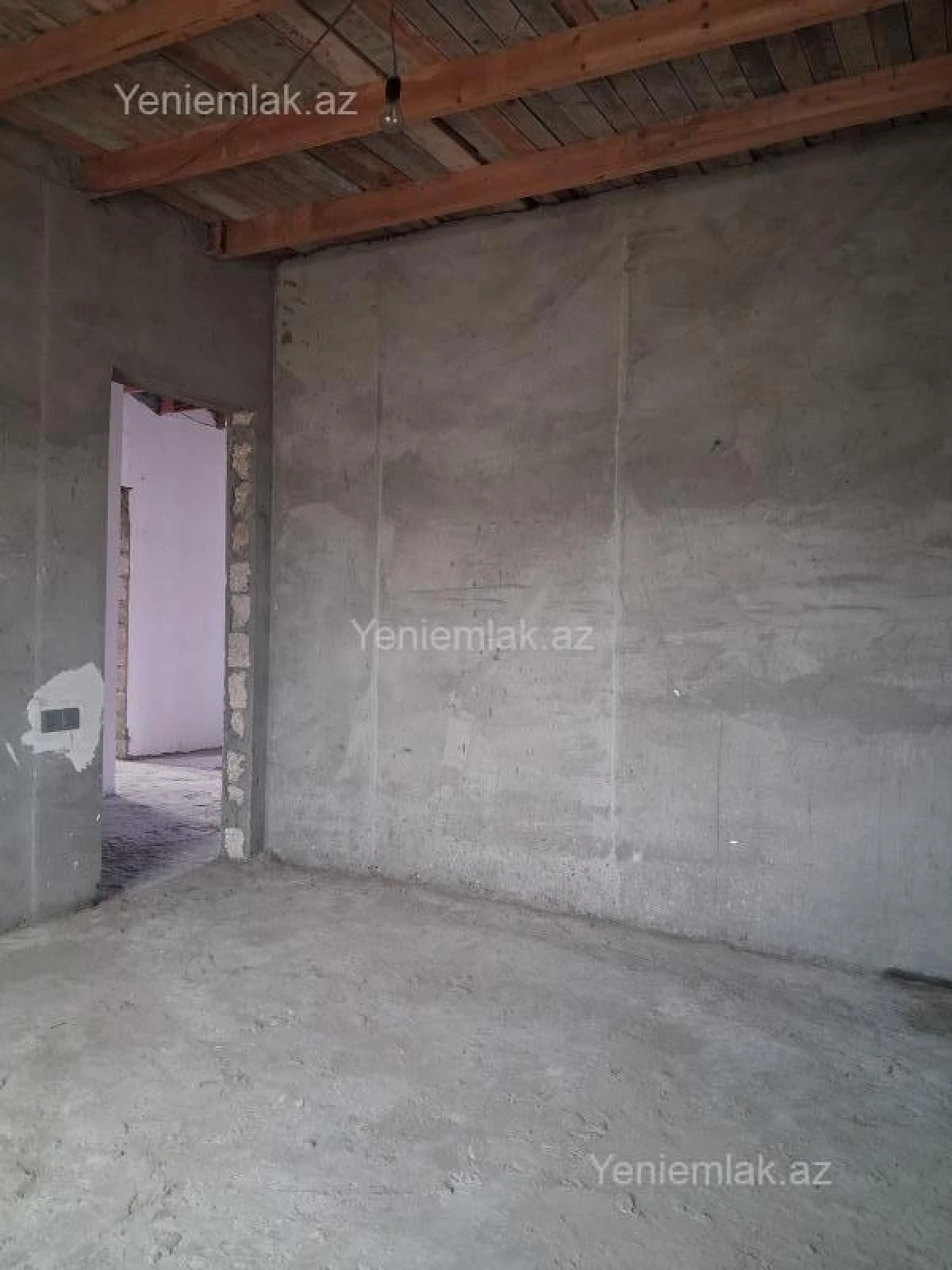 Satılır 6 otaqlı həyət evi 240 m²