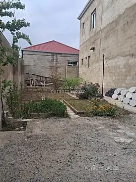 Satılır 6 otaqlı həyət evi 240 m²