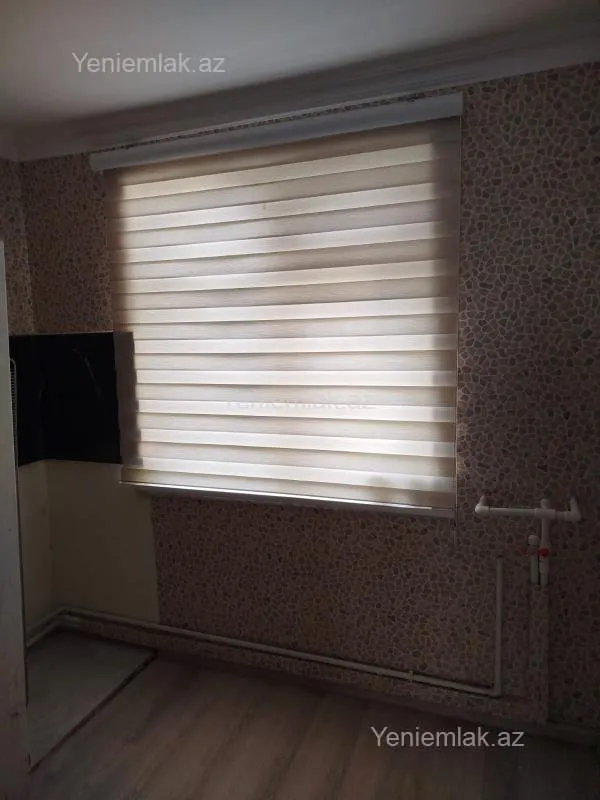 Satılır 3 otaqlı köhnə tikili 76 m²