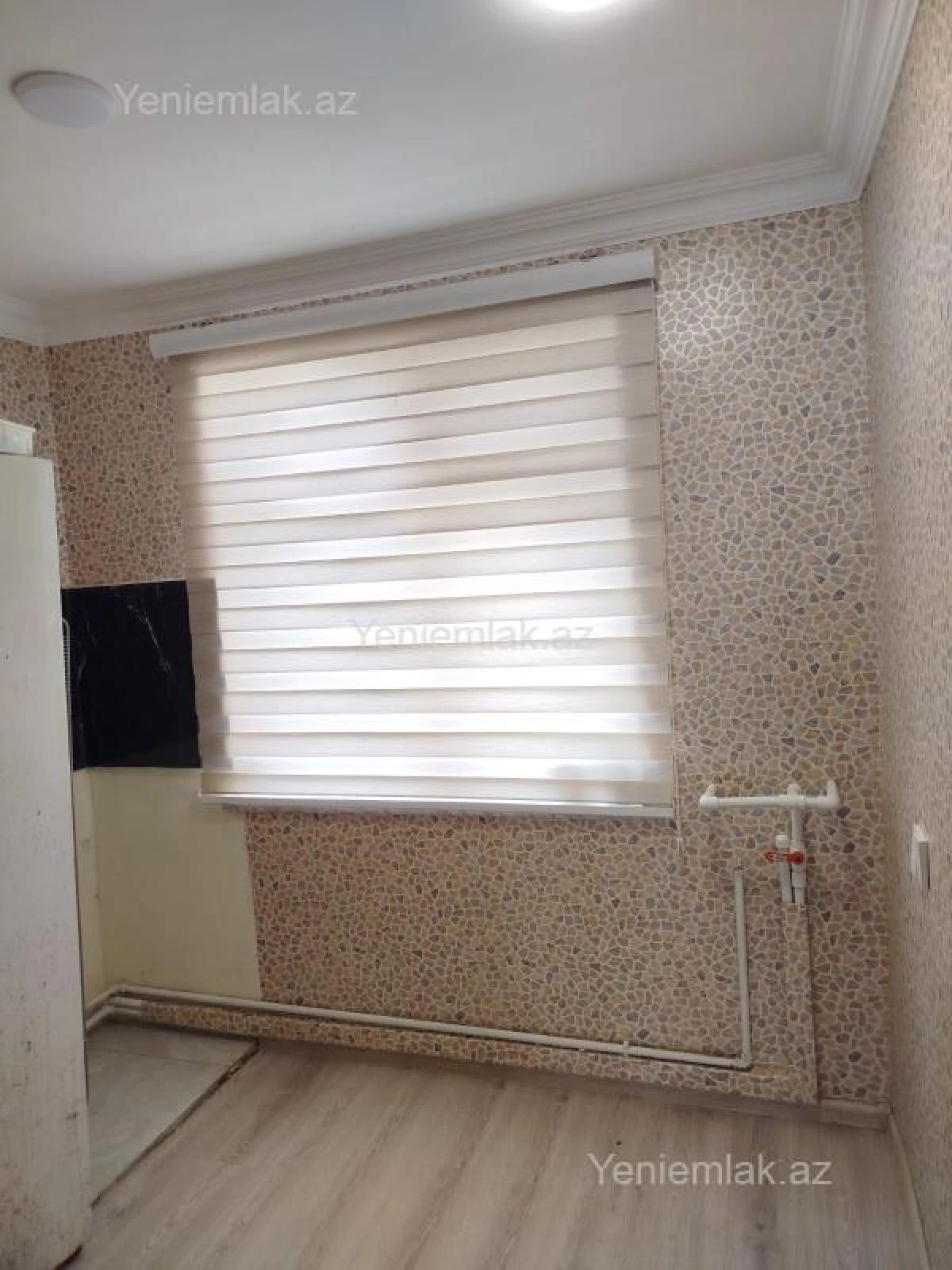 Satılır 3 otaqlı köhnə tikili 76 m²