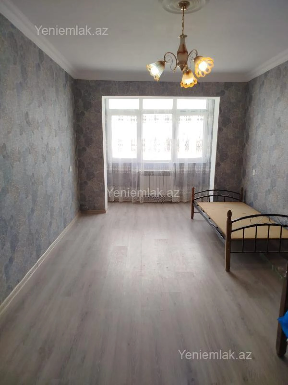 Satılır 3 otaqlı köhnə tikili 76 m²