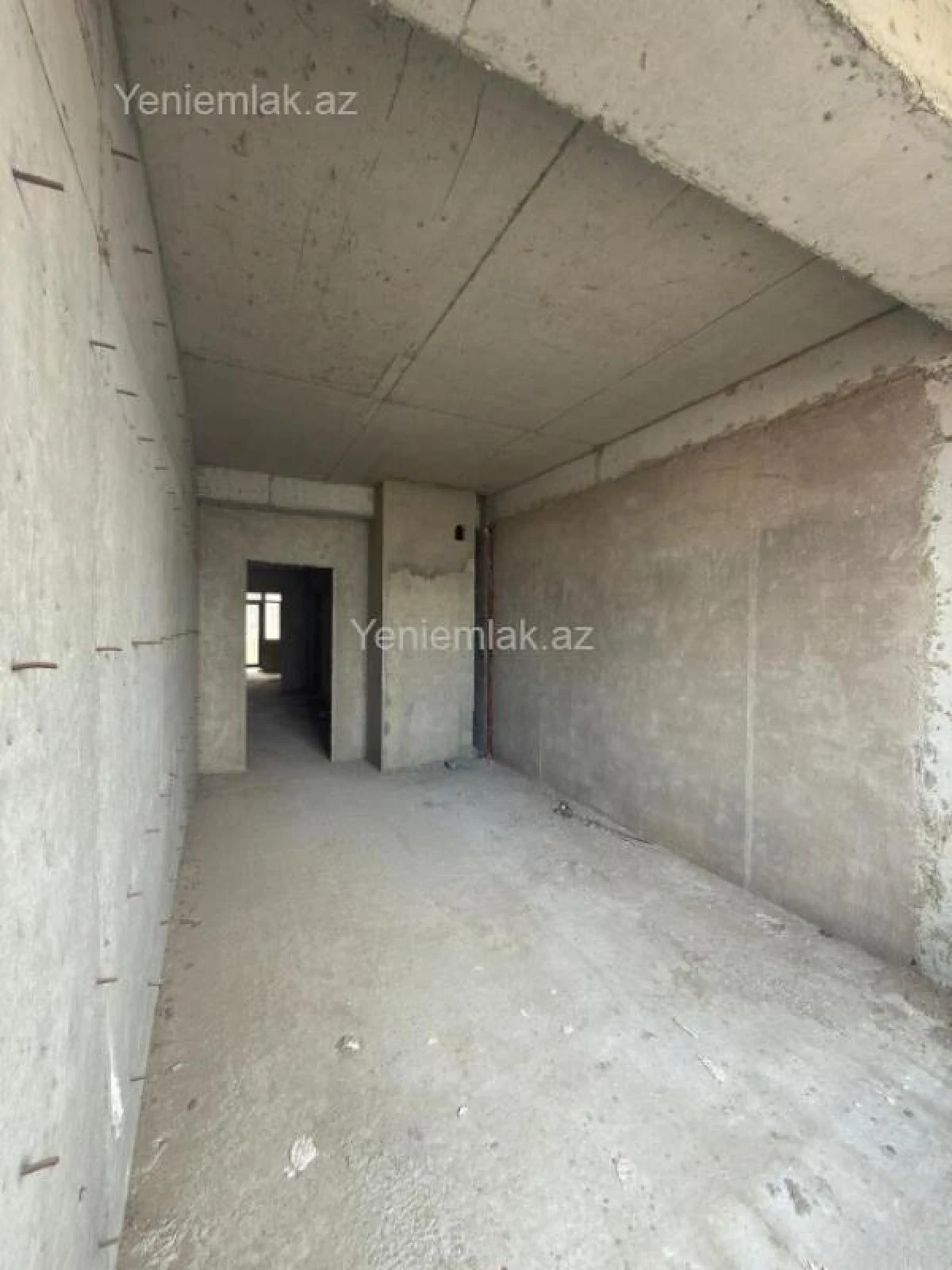 Satılır 3 otaqlı yeni tikili 130 m²