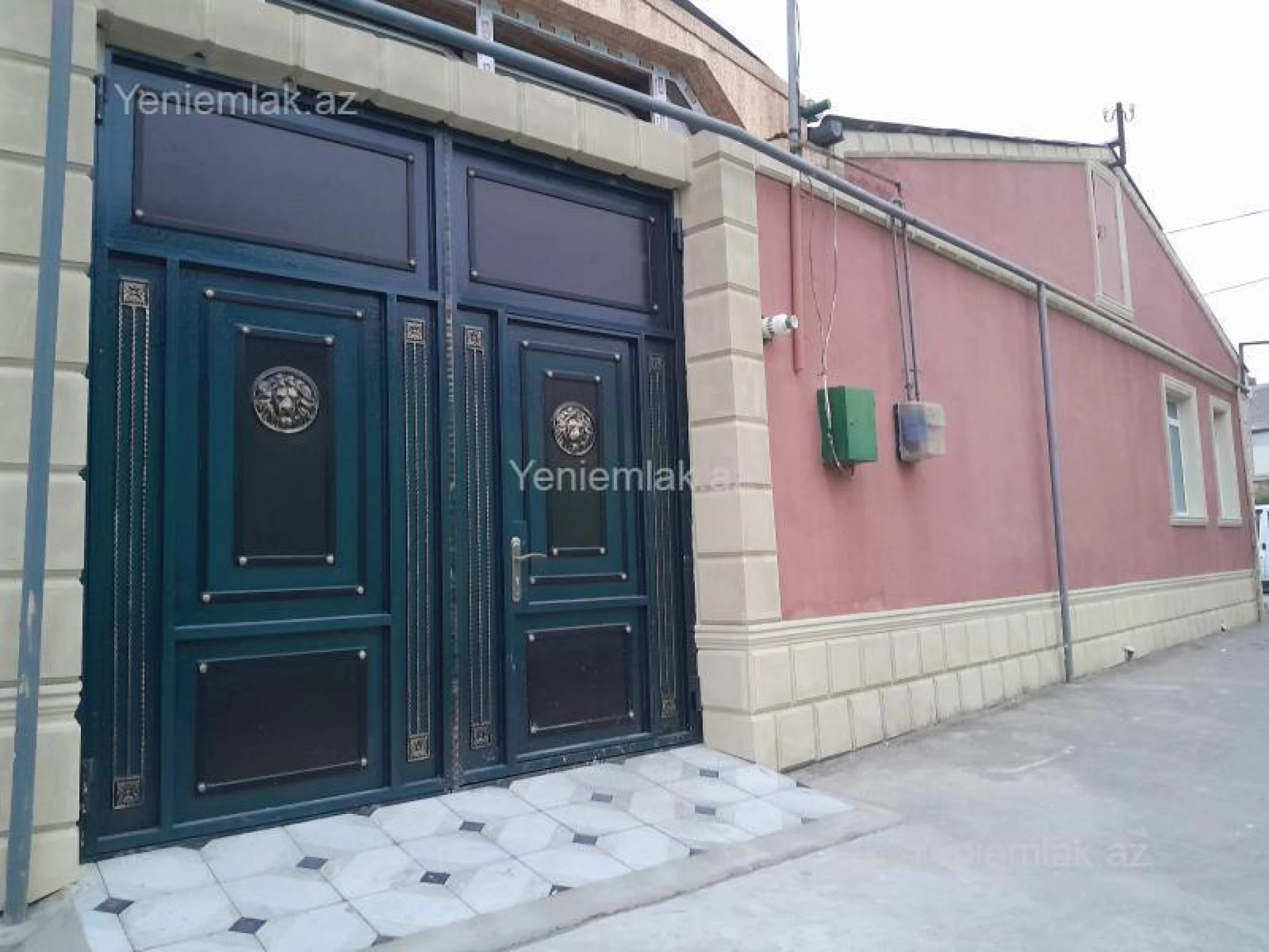 Satılır 3 otaqlı həyət evi 100 m²