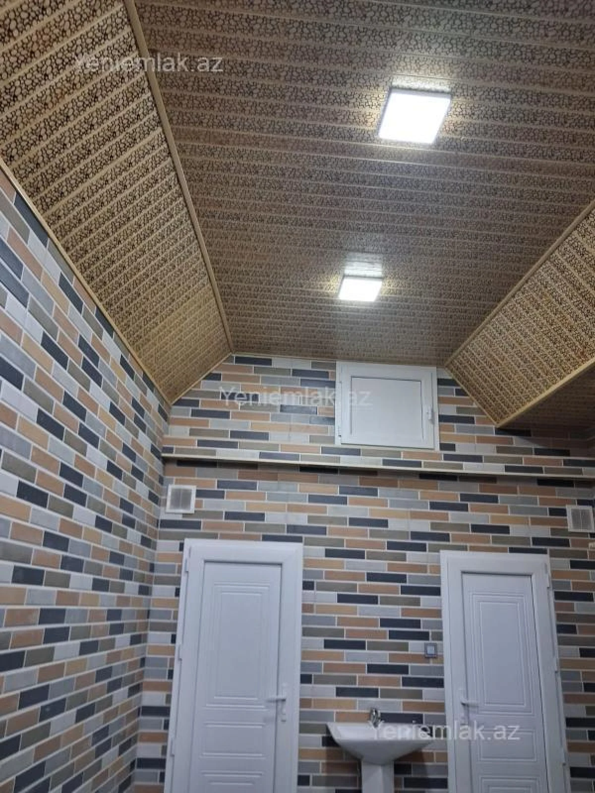 Satılır 3 otaqlı həyət evi 100 m²