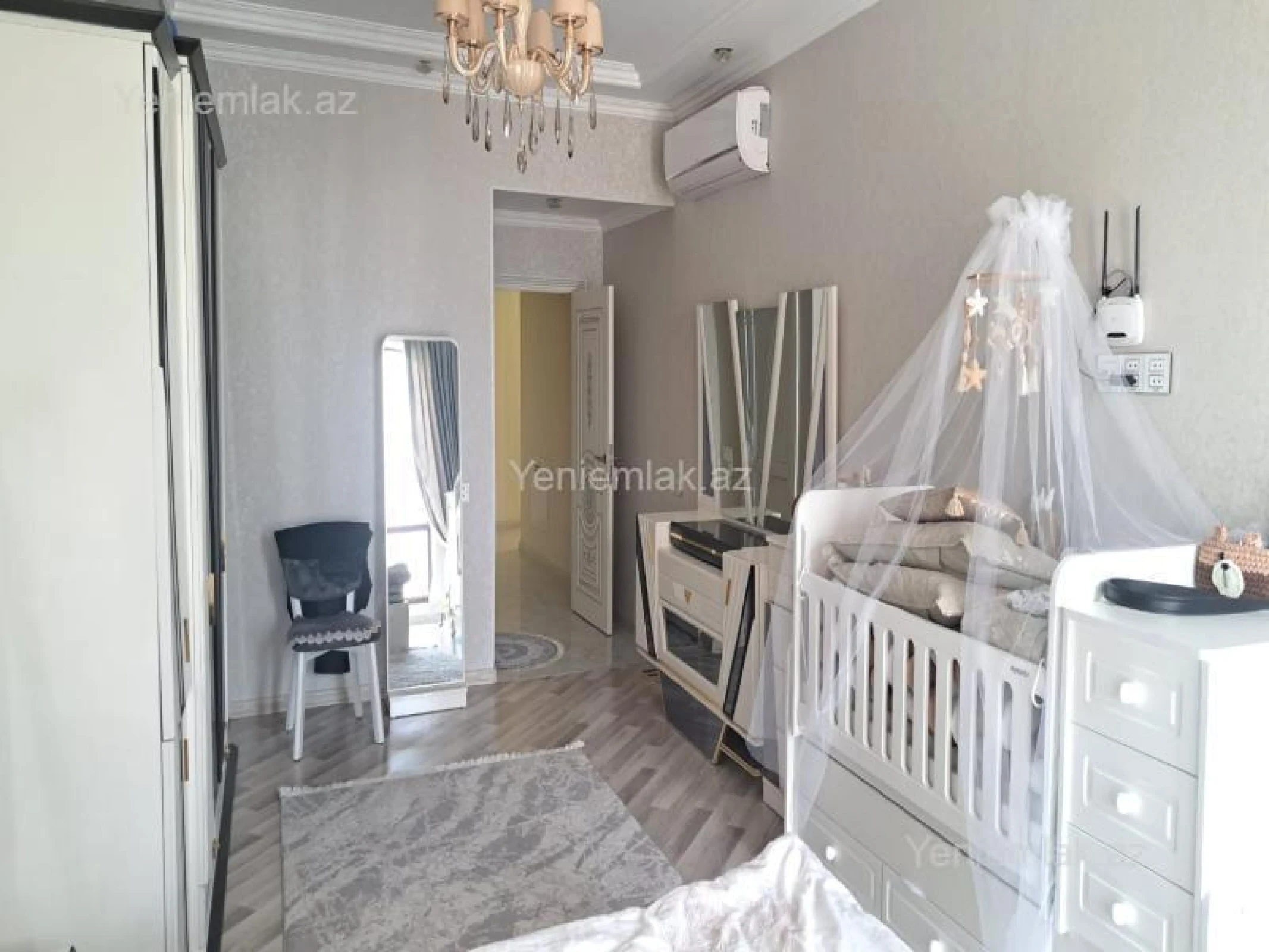 Satılır 3 otaqlı yeni tikili 132.2 m²