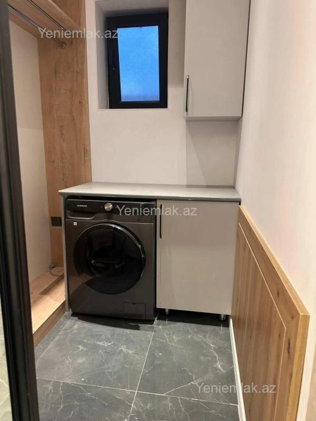 Satılır 4 otaqlı həyət evi 180 m²