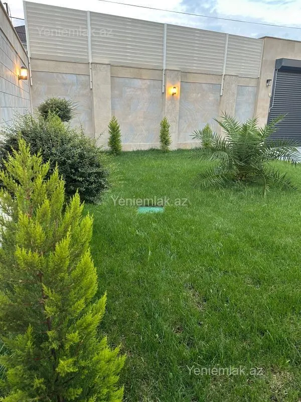 Satılır 4 otaqlı həyət evi 180 m²
