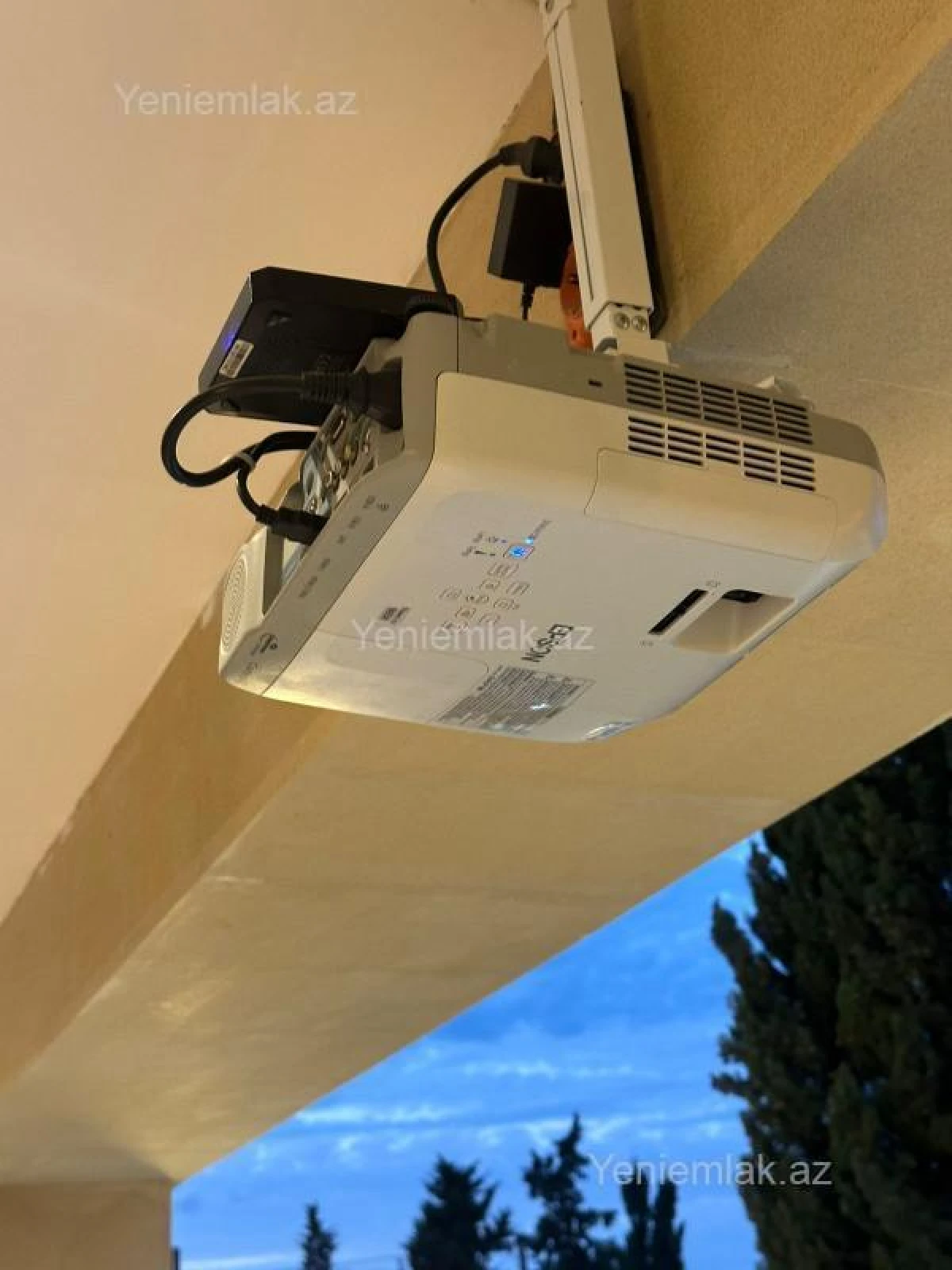 Satılır 4 otaqlı həyət evi 180 m²