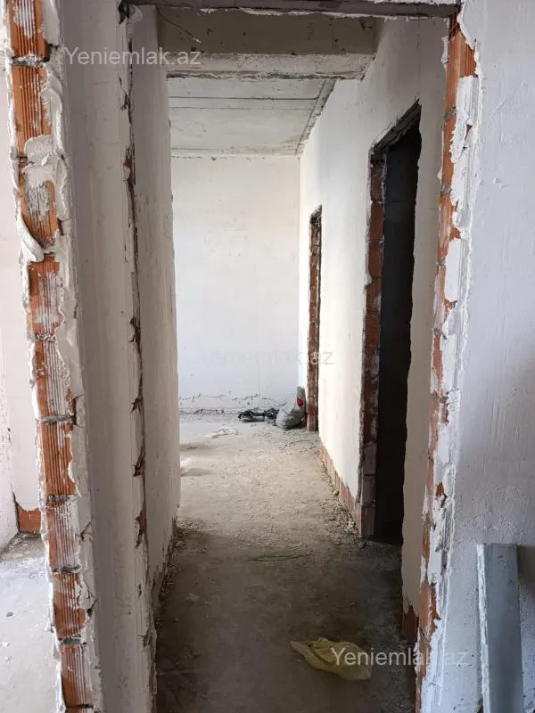 Satılır 3 otaqlı yeni tikili 125 m²