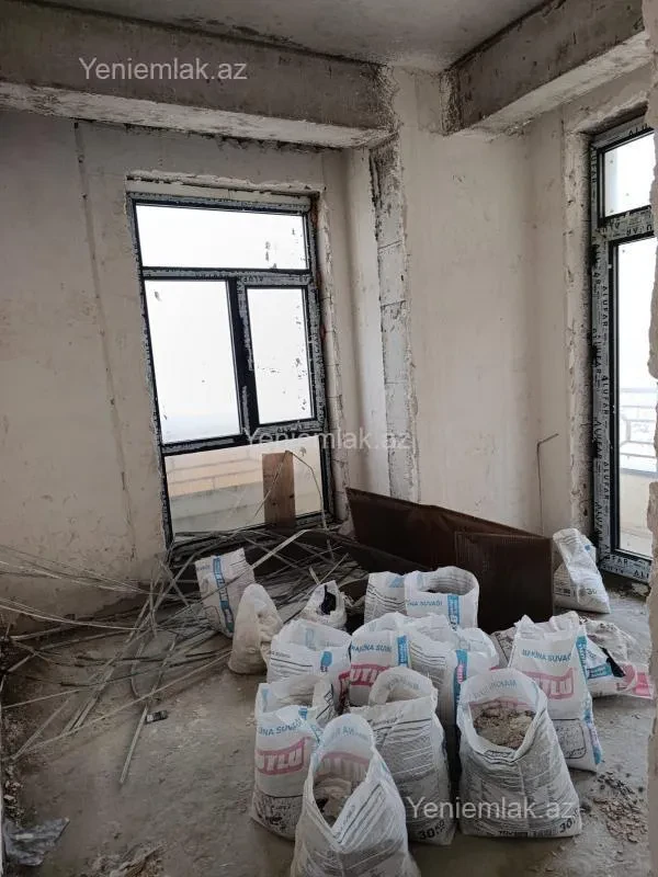 Satılır 3 otaqlı yeni tikili 125 m²