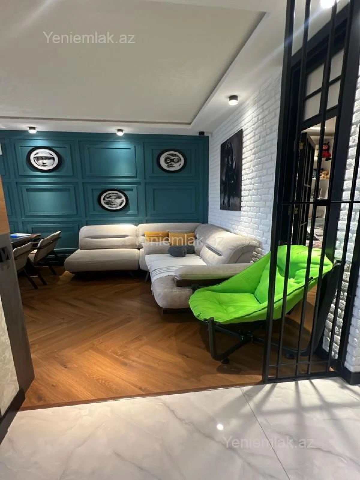 Satılır 3 otaqlı yeni tikili 70.5 m²