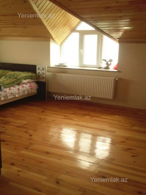 Satılır 4 otaqlı həyət evi 199 m²