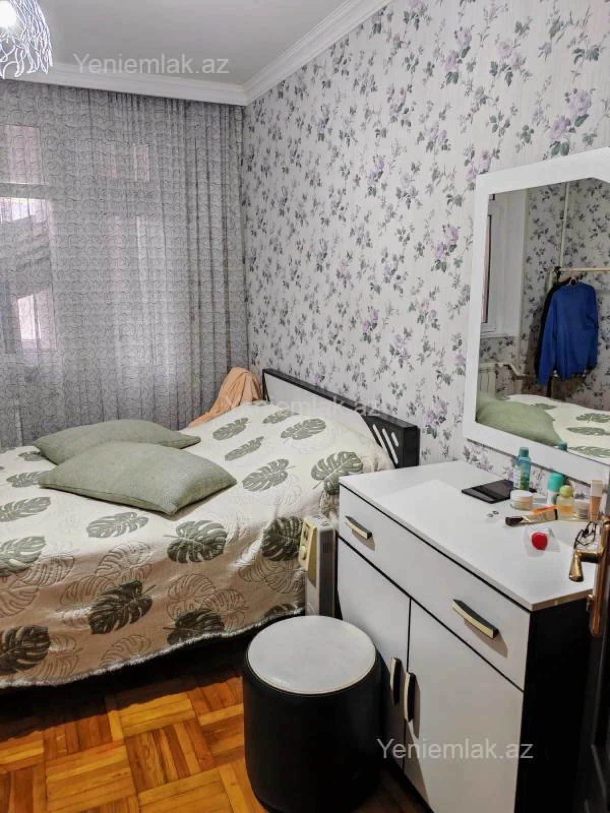Satılır 3 otaqlı köhnə tikili 75 m²