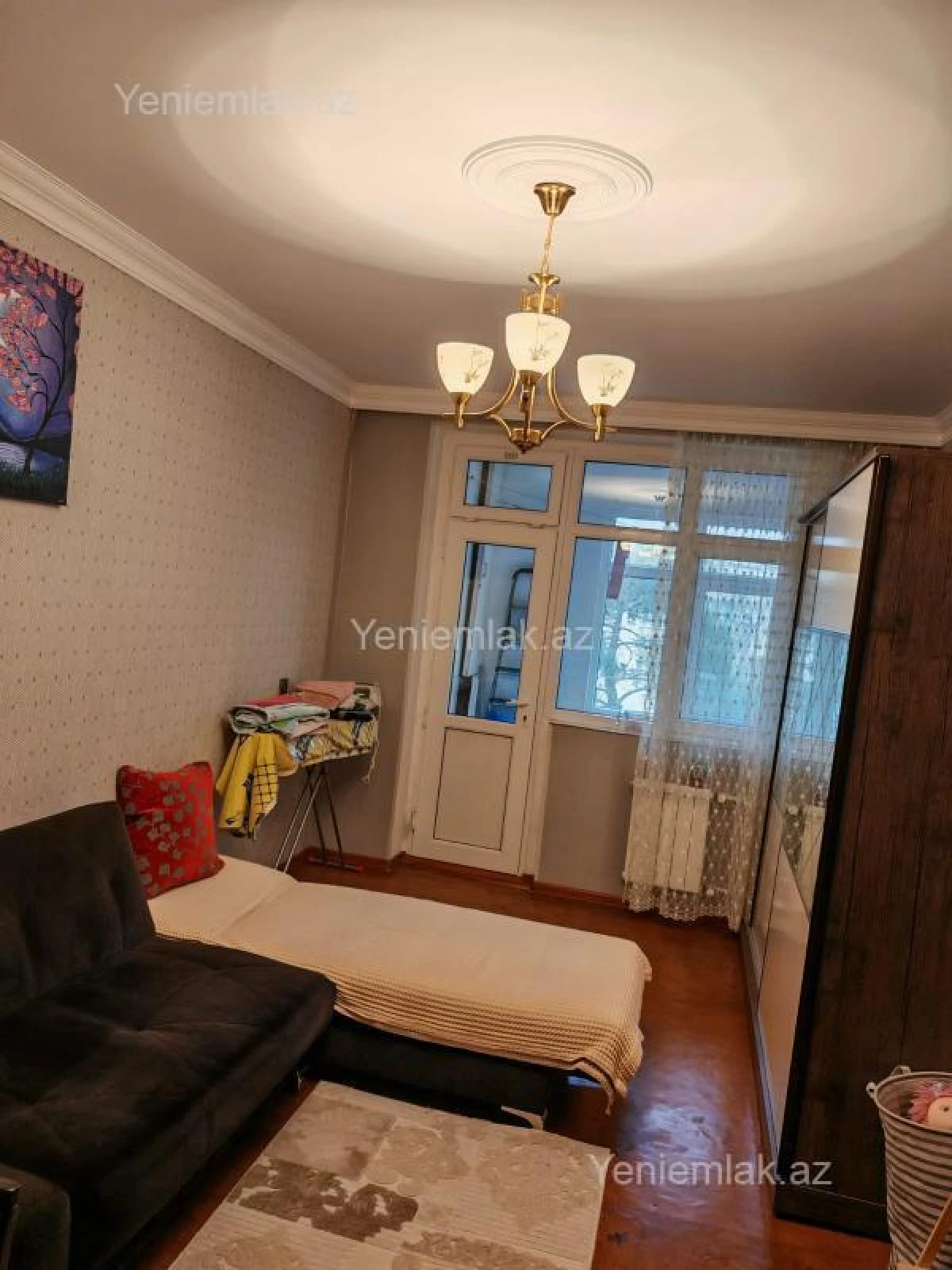 Satılır 3 otaqlı köhnə tikili 75 m²