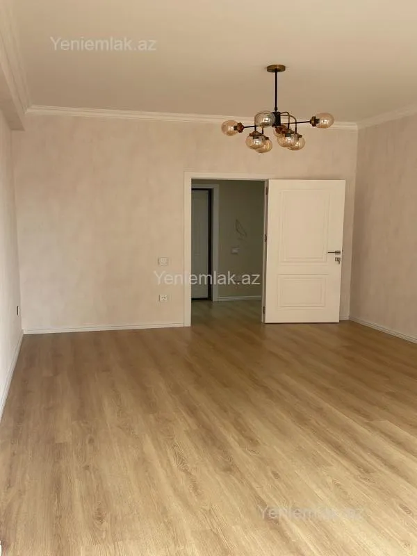 Satılır 2 otaqlı yeni tikili 82 m²