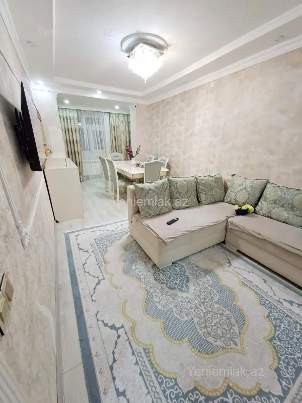 Satılır 3 otaqlı köhnə tikili 80 m²