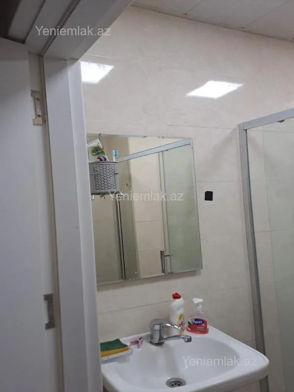 Satılır 1 otaqlı yeni tikili 45 m²