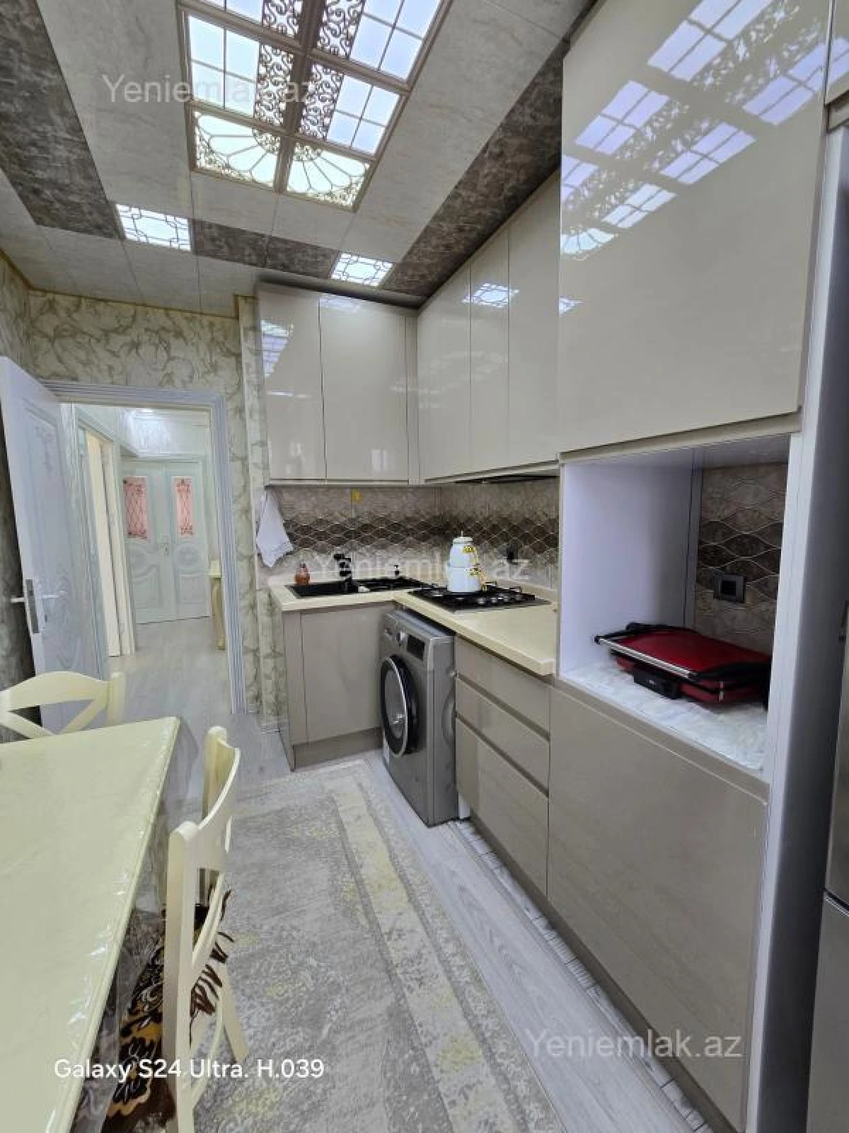 Satılır 3 otaqlı yeni tikili 76 m²