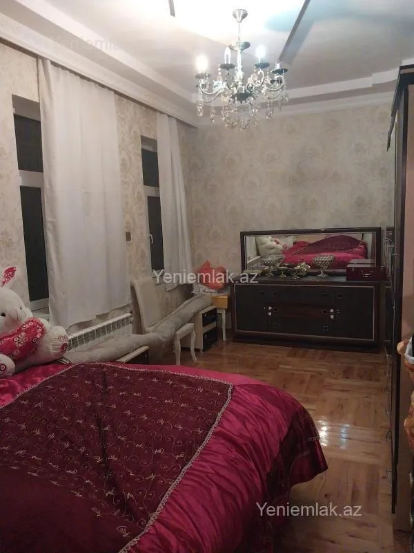 Satılır 5 otaqlı həyət evi 150 m²