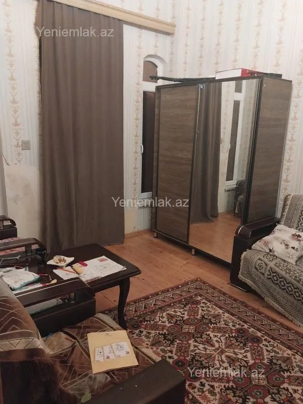 Satılır 5 otaqlı həyət evi 150 m²