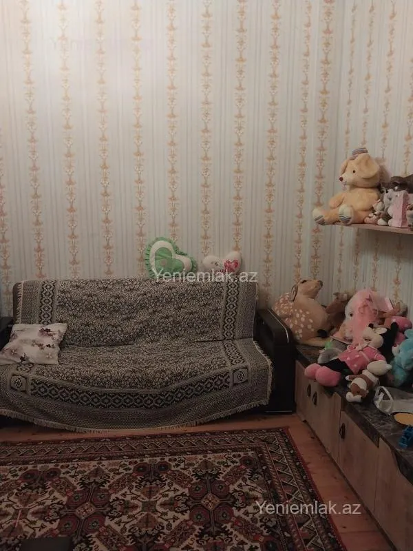 Satılır 5 otaqlı həyət evi 150 m²