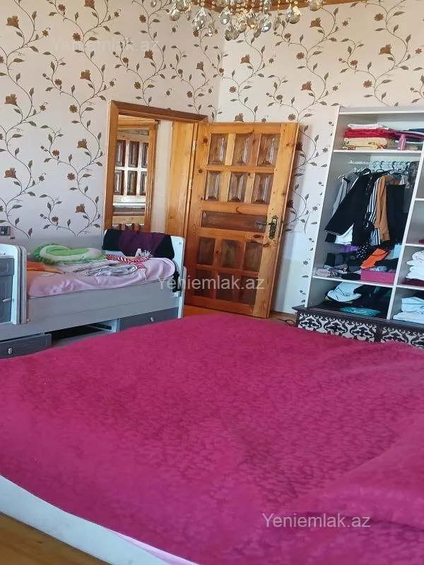 Satılır 5 otaqlı həyət evi 150 m²