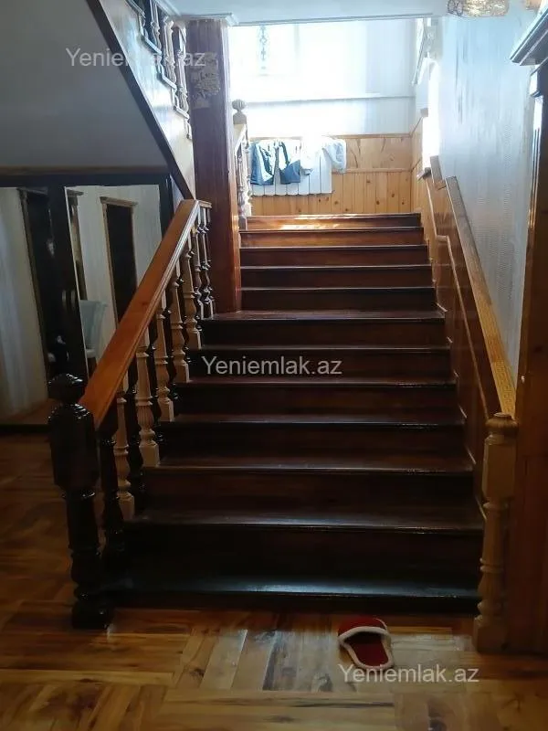 Satılır 5 otaqlı həyət evi 150 m²