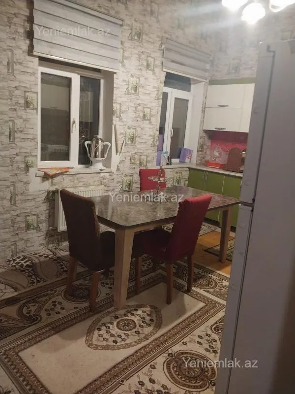 Satılır 5 otaqlı həyət evi 150 m²