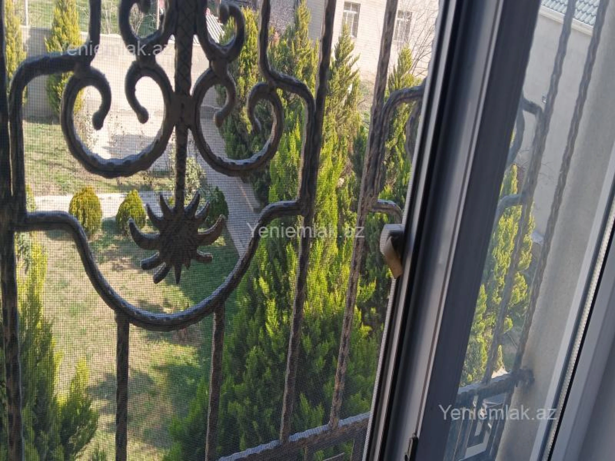 Satılır 5 otaqlı həyət evi 150 m²
