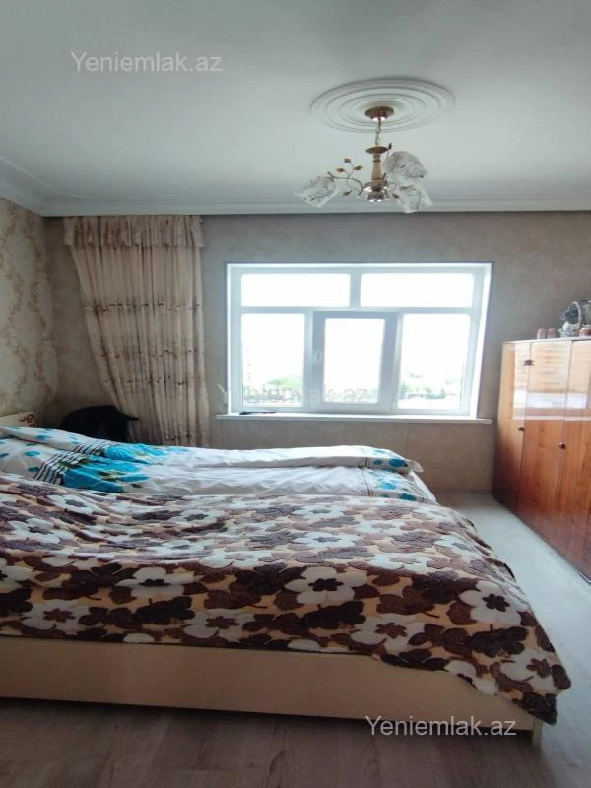 Satılır 3 otaqlı köhnə tikili 75 m²