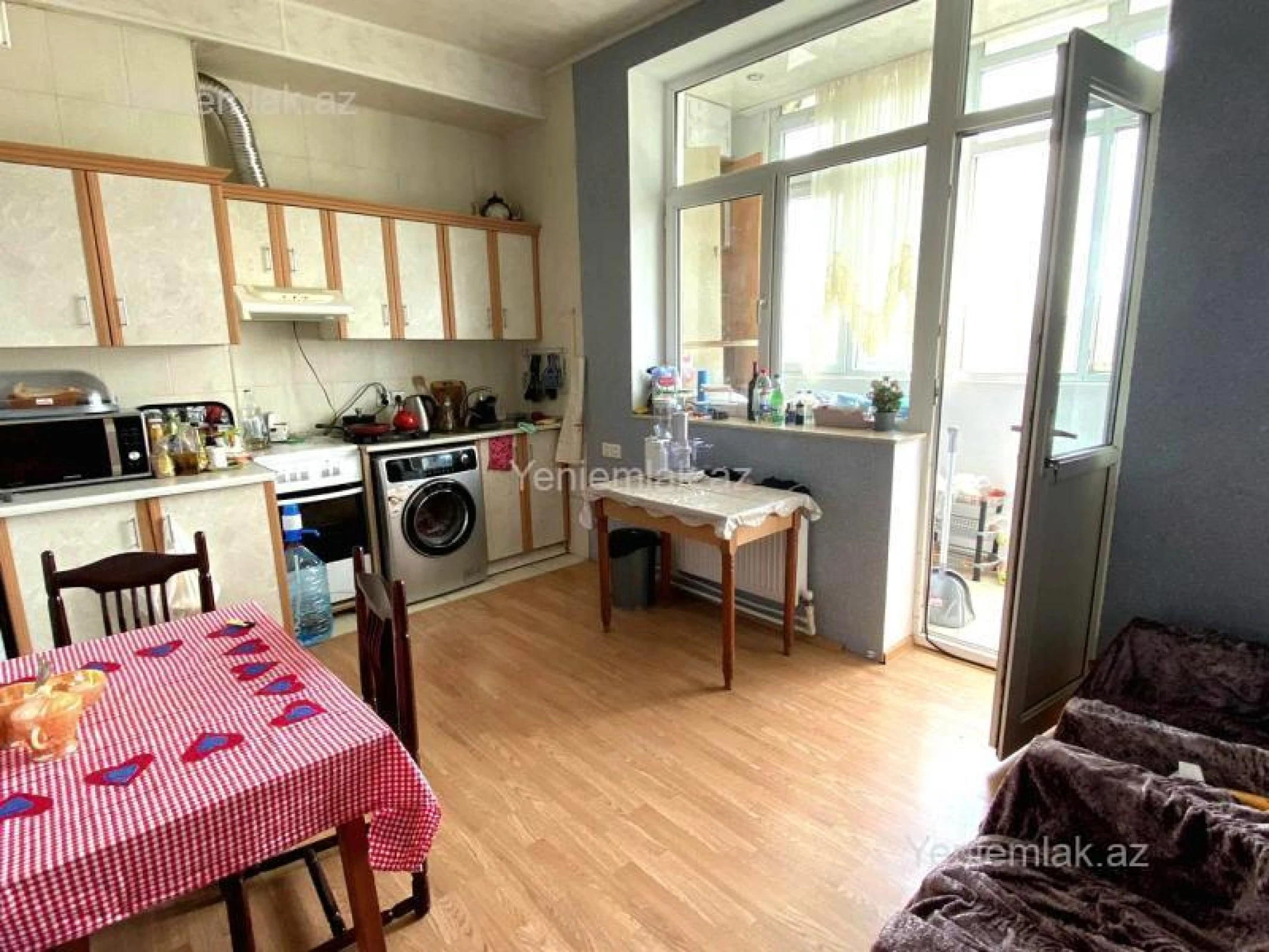 Satılır 2 otaqlı yeni tikili 70 m²