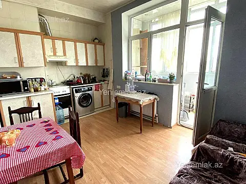 Satılır 2 otaqlı yeni tikili 70 m²