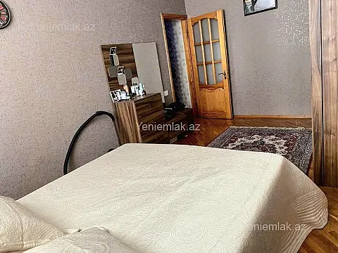 Satılır 2 otaqlı yeni tikili 70 m²