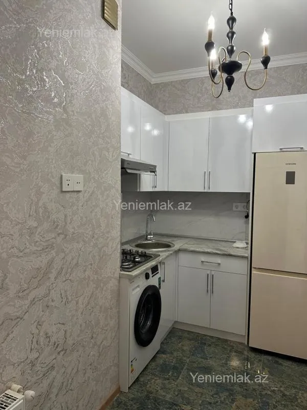 Satılır 2 otaqlı yeni tikili 61 m²