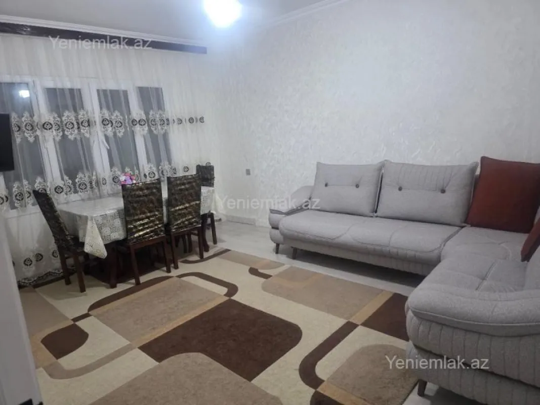 Satılır 3 otaqlı köhnə tikili 73 m²