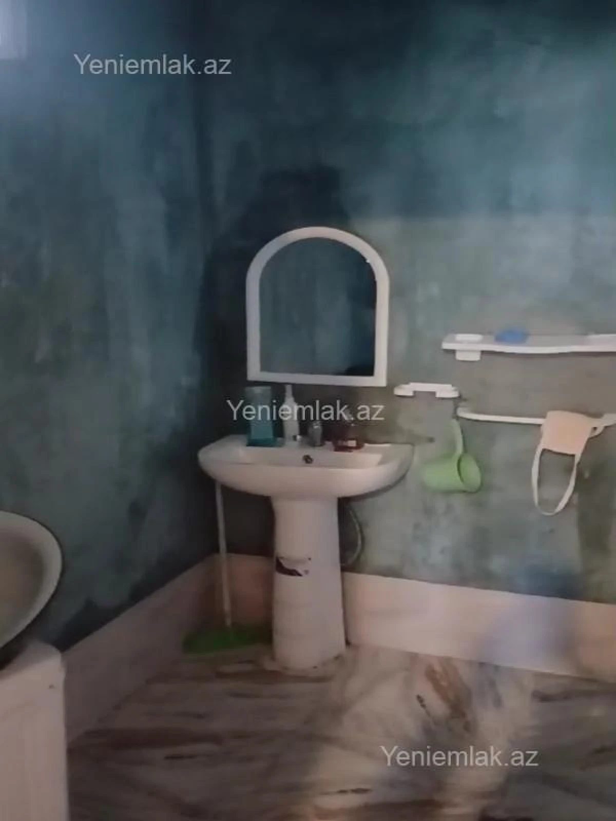 Satılır 2 otaqlı həyət evi 59 m²