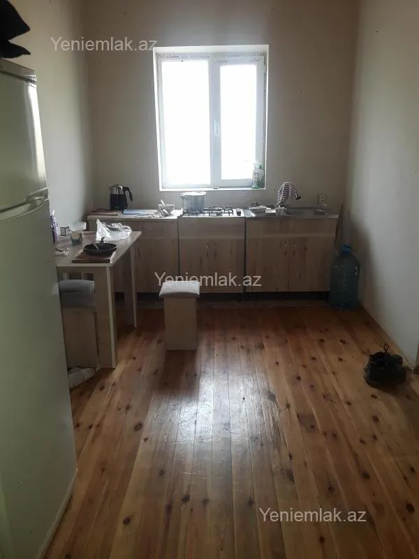 Satılır 2 otaqlı həyət evi 59 m²