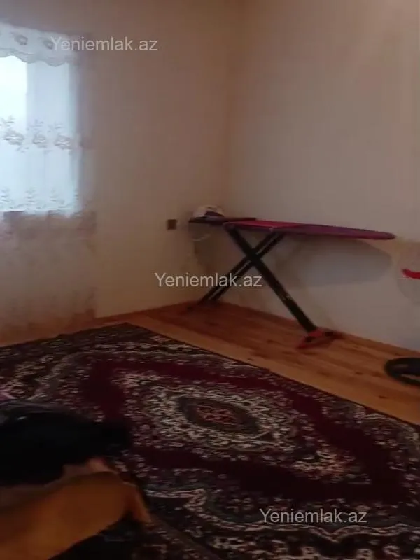 Satılır 2 otaqlı həyət evi 59 m²