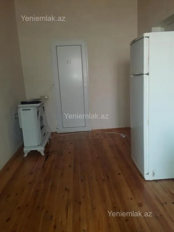 Satılır 2 otaqlı həyət evi 59 m²